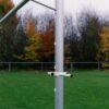 Tilklem voetbaldoelen 3 Eenvoudig de doelen uit de grondpotten halen met deze handige tilklem